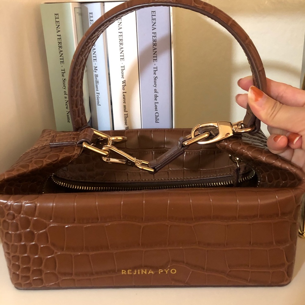 Rejina Pyo bag
